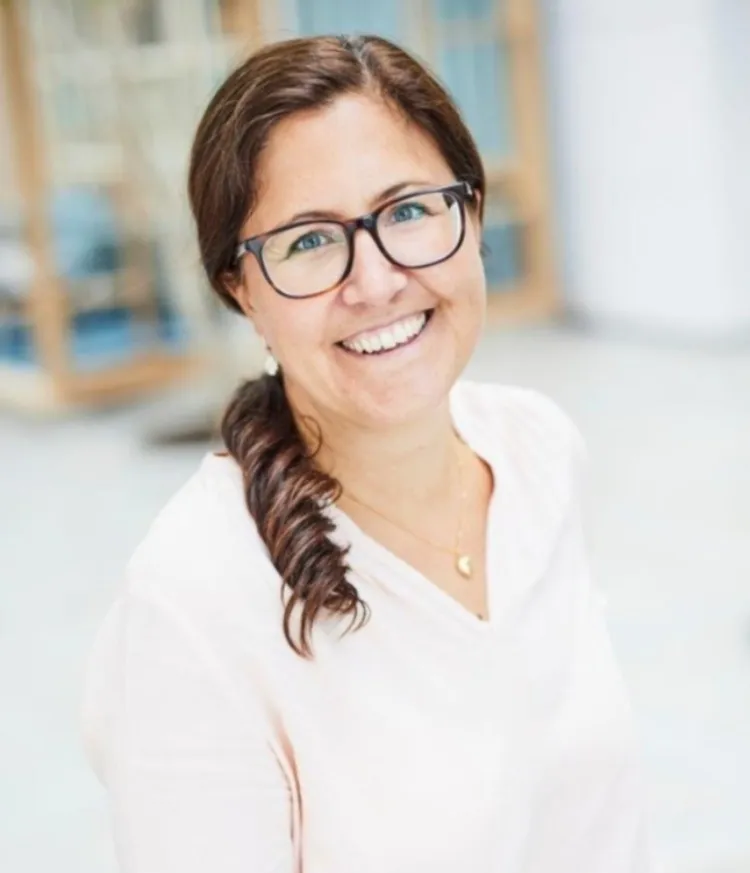 Headshot of Beatrice Öström