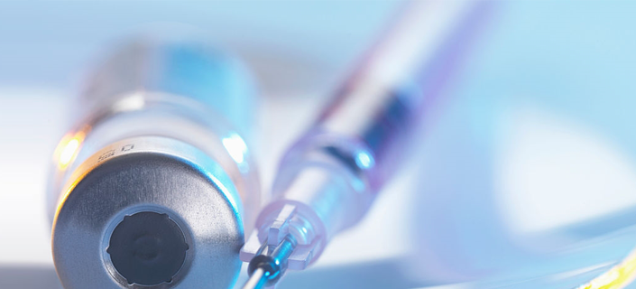 Clinical trials vial and jeringe